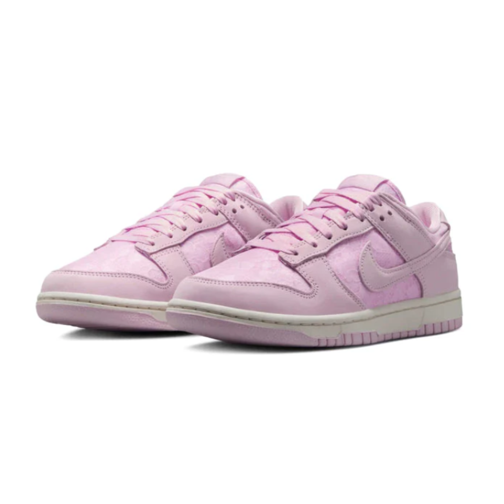 Nike Dunk Low Regal Pink – Sneakers