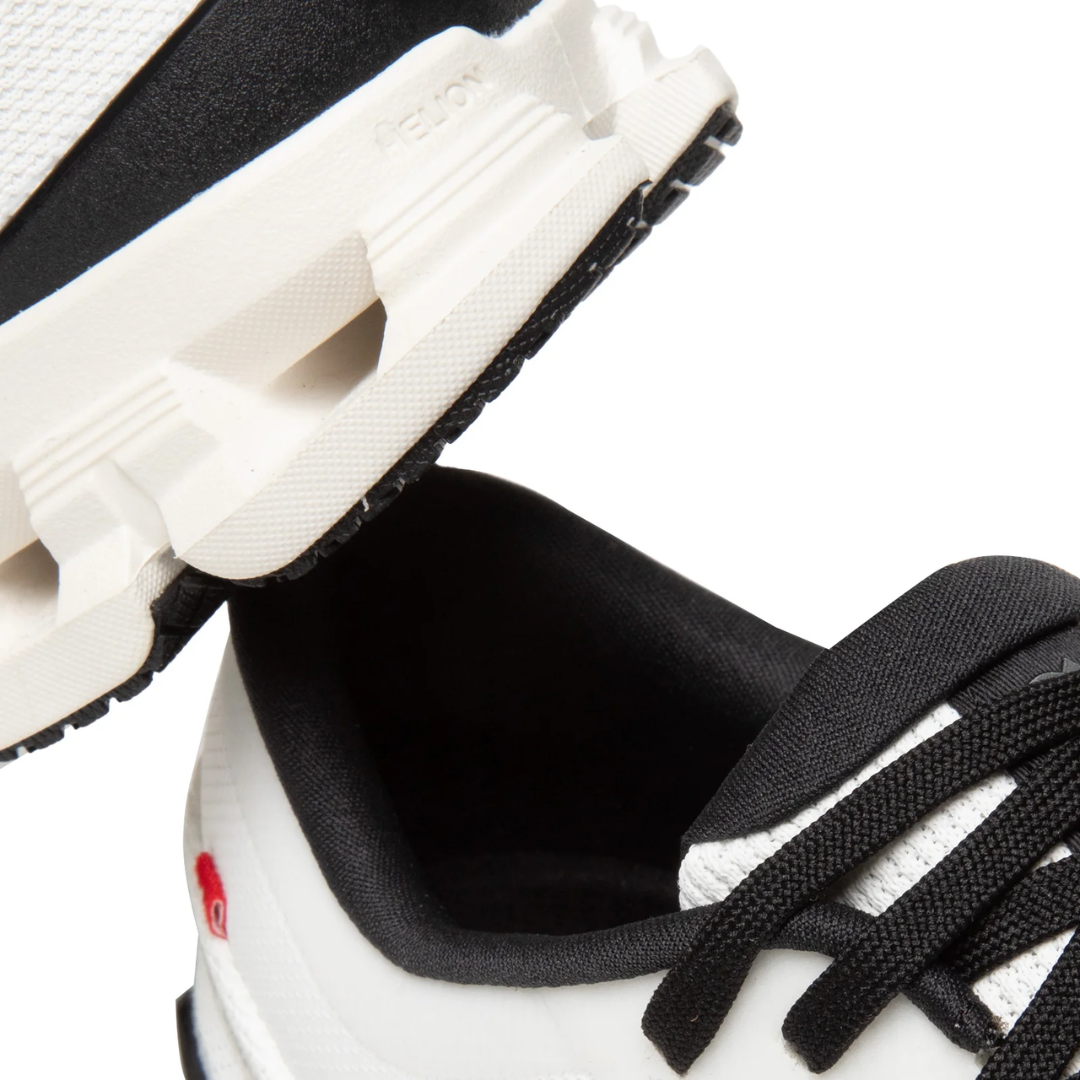 On Cloud X 4 White – Training Shoes