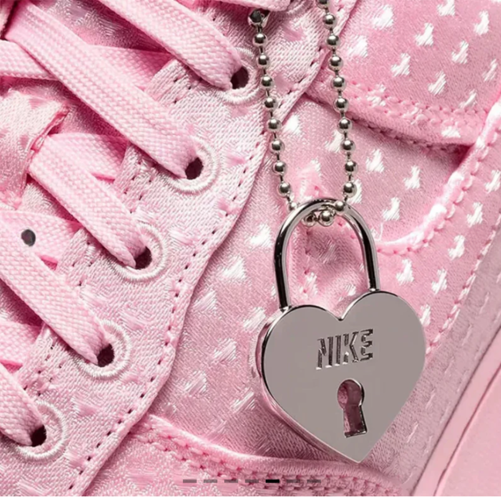 Nike Air Force 1 Low Valentine's Day Pink Foam – Sneakers