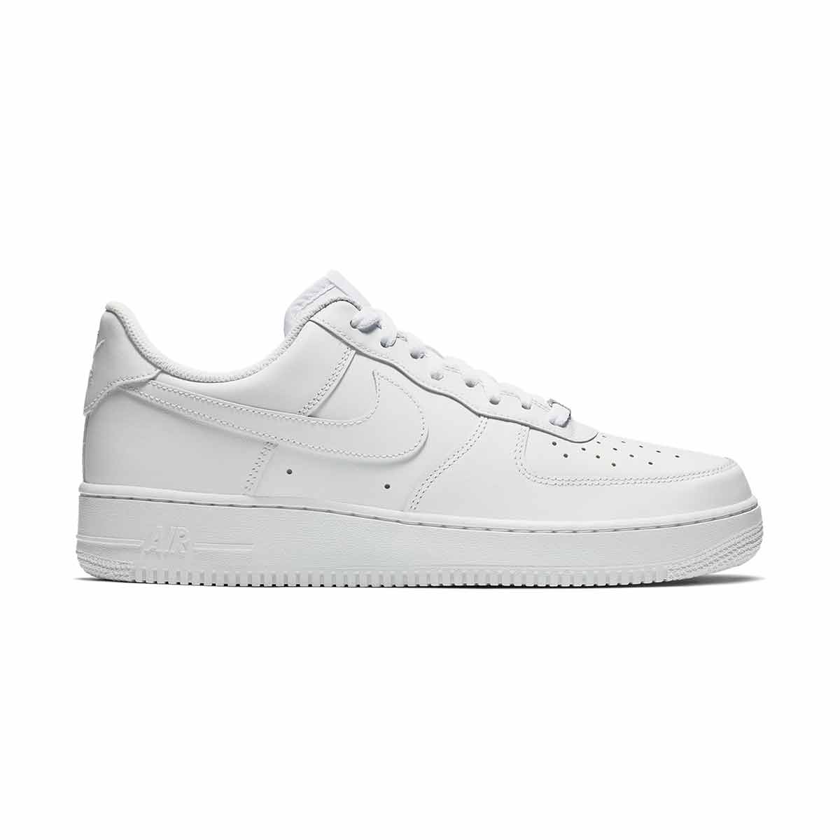 Nike Air Force 1 07 Triple White – Sneakers