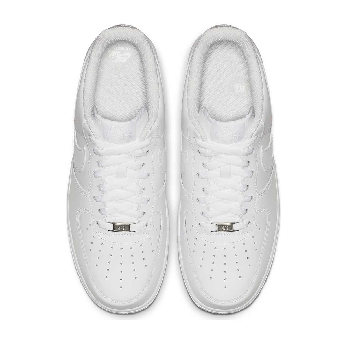 Nike Air Force 1 07 Triple White – Sneakers